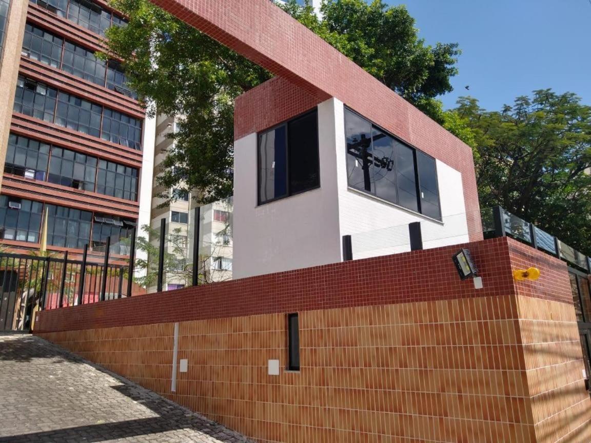 Flat Luxo Bem Localizado No Bairro Da Barra Salvador Apartment Bagian luar foto