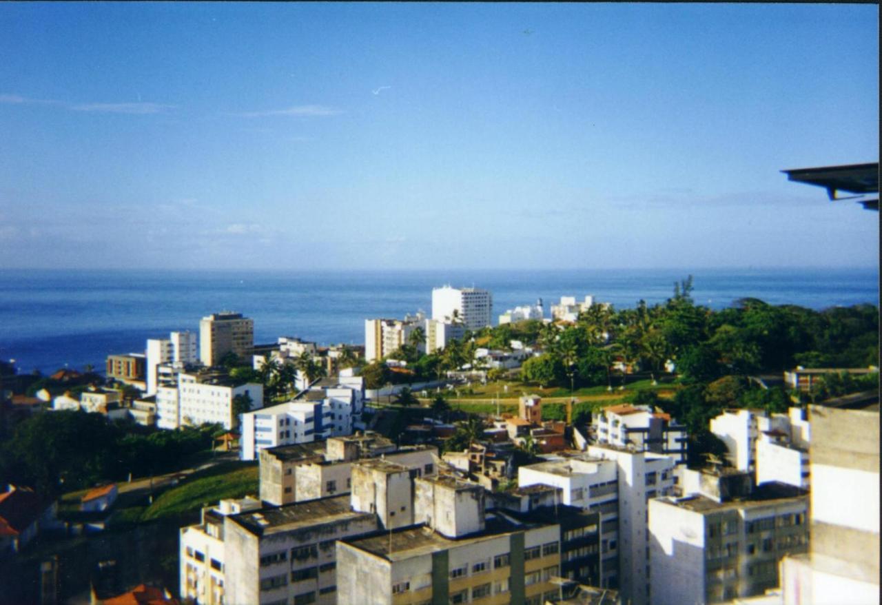 Flat Luxo Bem Localizado No Bairro Da Barra Salvador Apartment Bagian luar foto